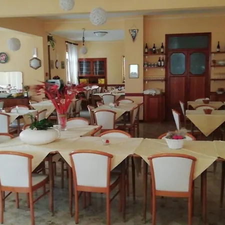 Отель Rosalpina 3*